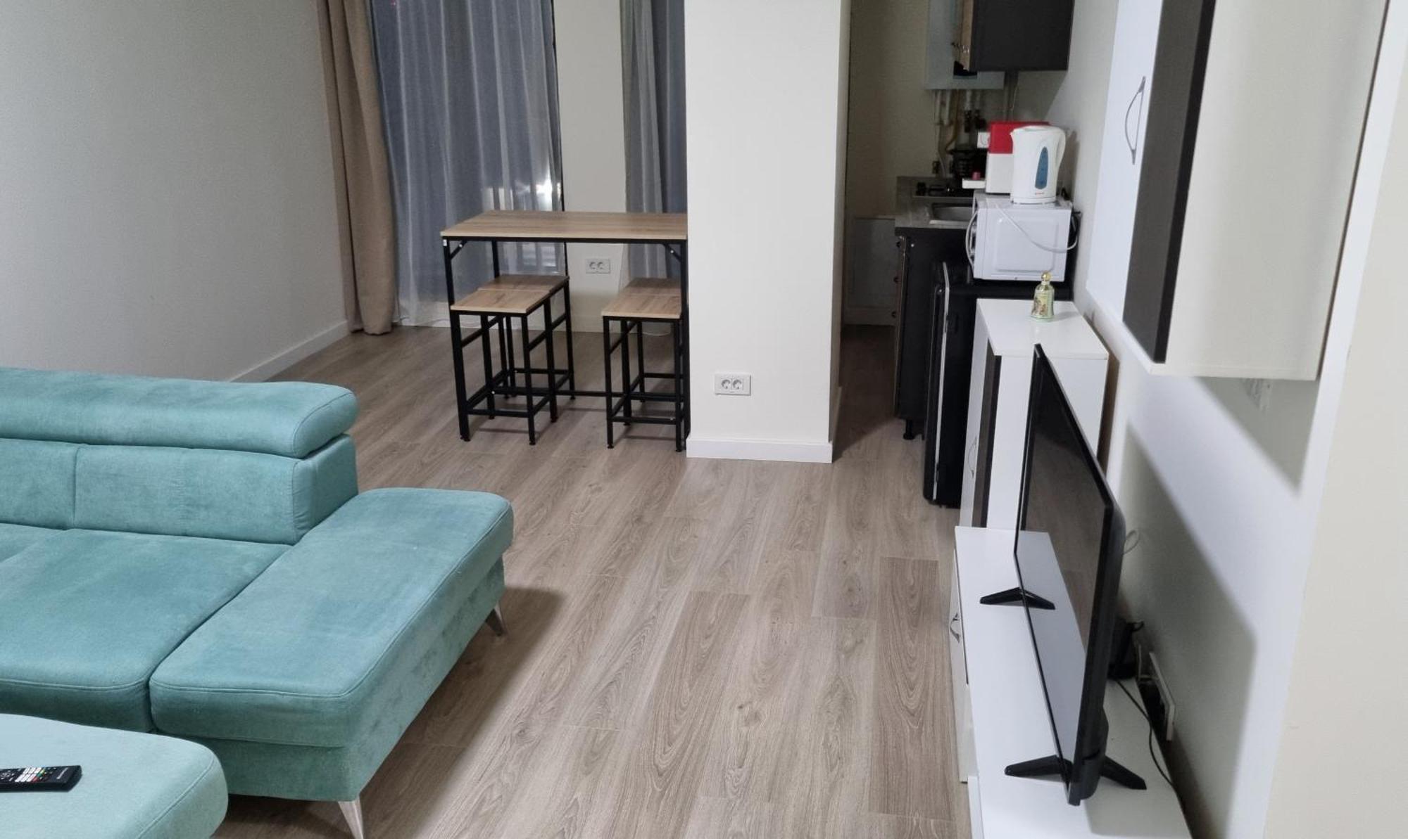 Apartament Cwa 1 Aeroport Otopeni Exteriör bild
